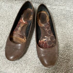 Born leather flats. Size 9.